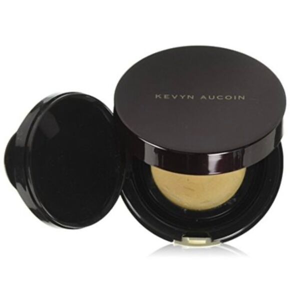 Kevyn Aucoin  NWTIB - The Gossamer Loose Powder/Radiant Diaphanous  Full Size - Picture 5 of 12